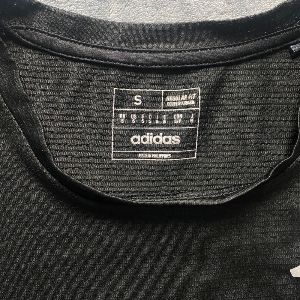 Adidas Shirt Mens Small Aeroready Long Sleeve Training Black HM8436 Made in 2022 - Picture 5 of 9